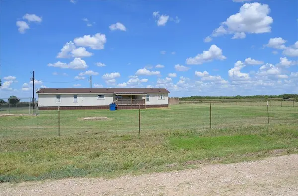 1392 CR 344,  Ballinger,  TX 76821