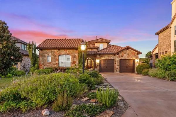 121 Feritti DR, Lakeway, TX 78734