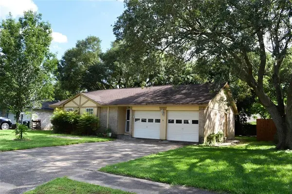 16130 Barcelona DR,  Friendswood,  TX 77546