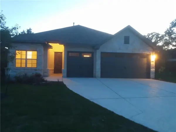 138 Kellogg LN, Bastrop, TX 78602