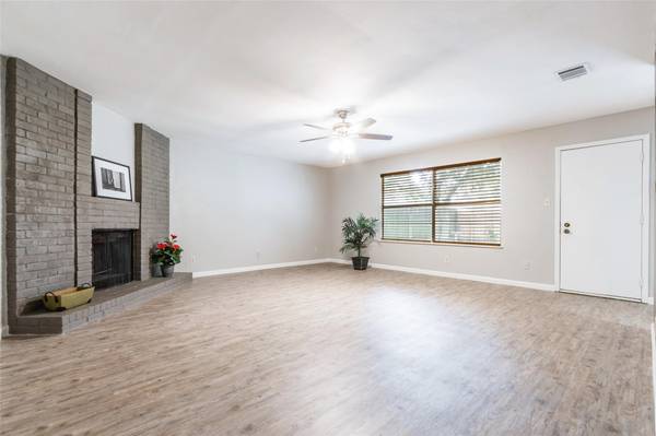 1209 Turtle Creek BLVD, Austin, TX 78745