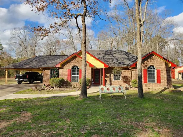1016 Eastdale LN,  Bullard,  TX 75757