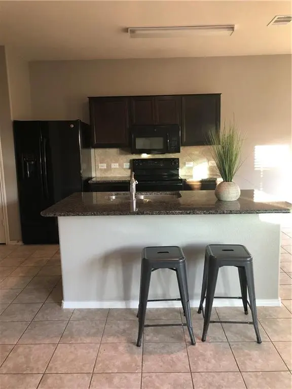 268 Circle WAY, Jarrell, TX 76537