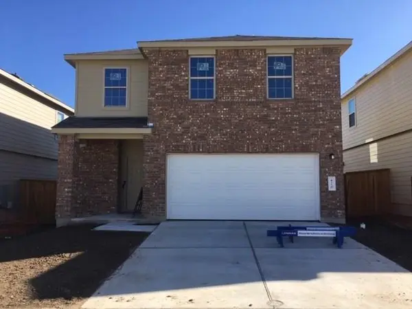 420 Major Lee LN, Jarrell, TX 76537