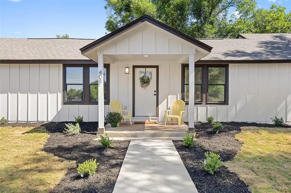 404 E Wolf ST,  Granger,  TX 76530