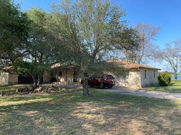 208 Iris LN,  Buchanan Dam,  TX 78609