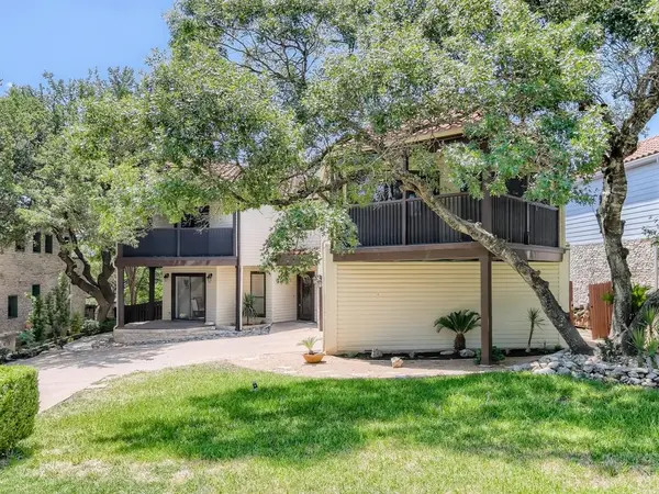 136 ACAPULCO DR, Lakeway, TX 78734