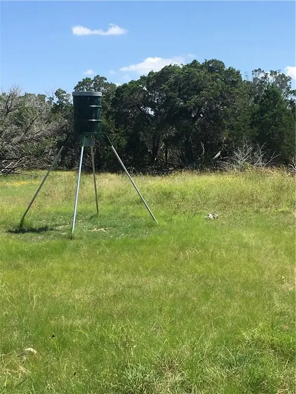 625 Yellowstone LN, Out Of State, TX 78024