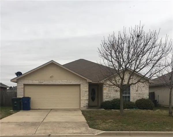 812 Ruby CT, Jarrell, TX 76537