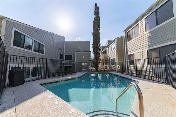 Lago Vista, TX 78645