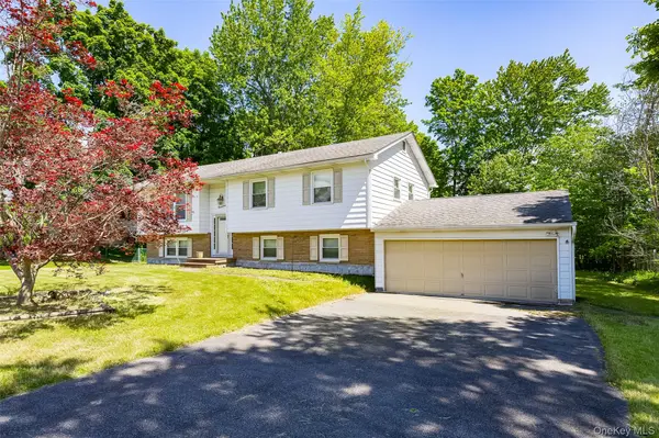 19 Tor RD, Wappingers Falls, NY 12590