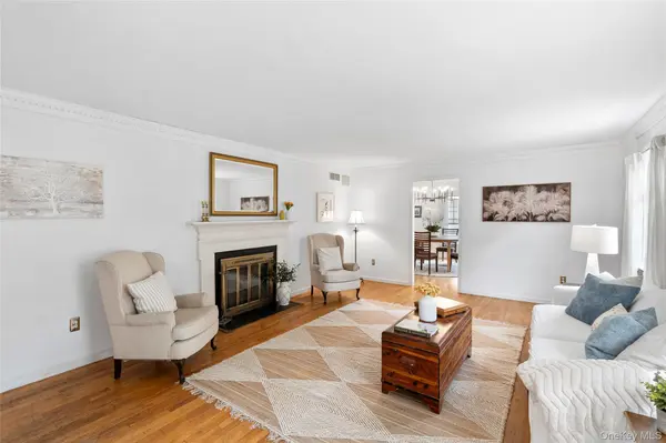 2340 Fairway DR, Cutchogue, NY 11935