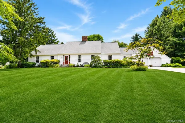 2340 Fairway DR, Cutchogue, NY 11935