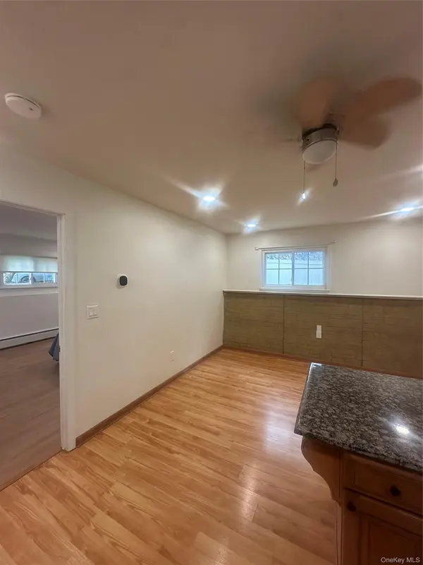 733 Jacqueline DR, Valley Cottage, NY 10989