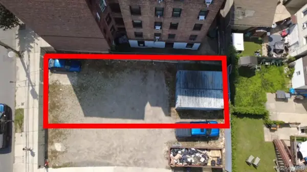 127 E 233rd ST, Bronx, NY 10470