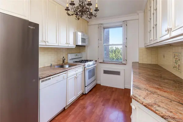 3135 Johnson AVE #12C, Bronx, NY 10463