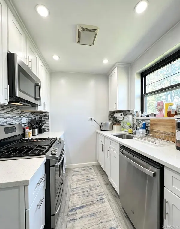 67-67 136TH STREET #A, Flushing, NY 11367