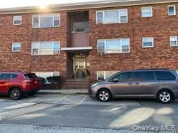 400 N corona #B3, Valley Stream, NY 11580