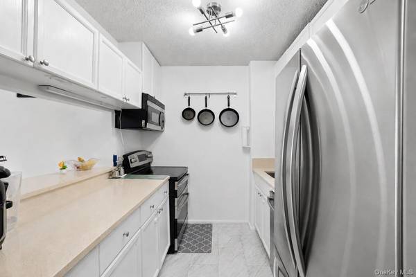 4-74 48th AVE #14M, Long Island City, NY 11109