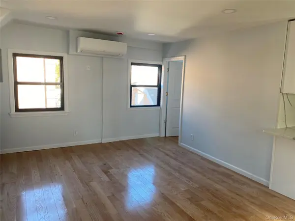 16403A 32nd AVE, Flushing, NY 11358