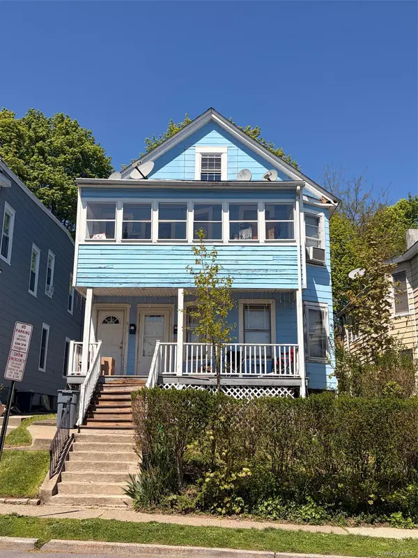 52 Bay View TER, Newburgh, NY 12550