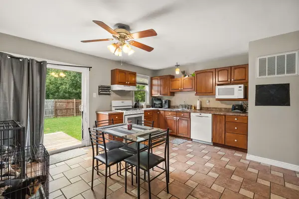 389 Rainier RD, Valparaiso, IN 46385