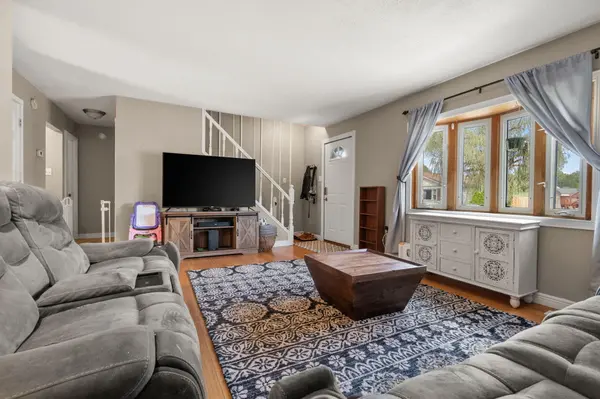 389 Rainier RD, Valparaiso, IN 46385