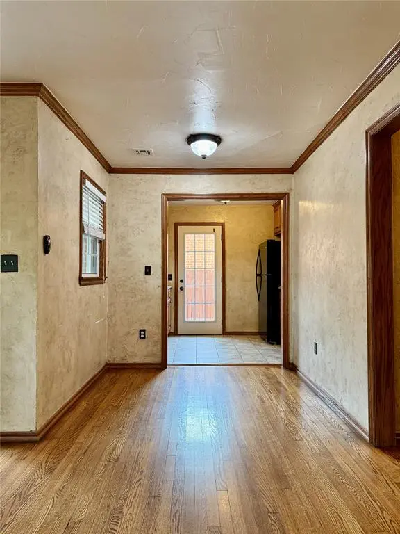 2128 Carlisle RD, Oklahoma City, OK 73120