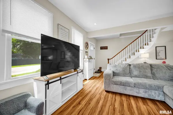 715 E CHATHAM ST, Metamora, IL 61548