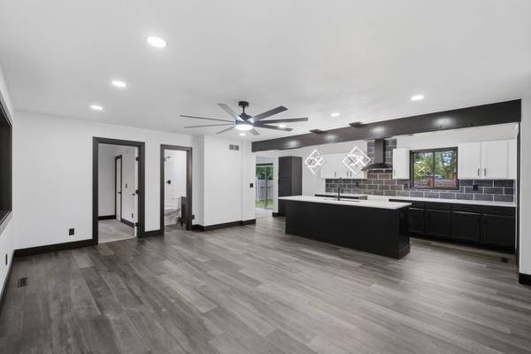 519 Renee Dr, Andover, KS 67002