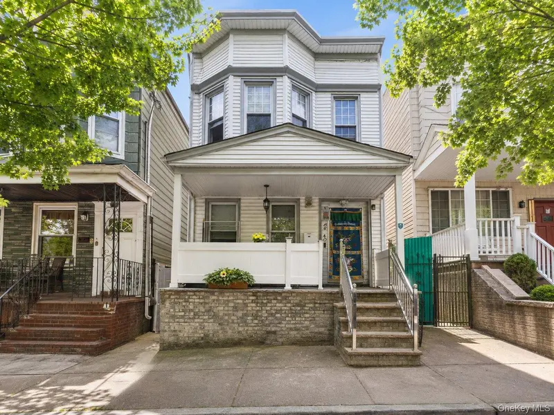 85-40 79th ST, Woodhaven, NY 11421