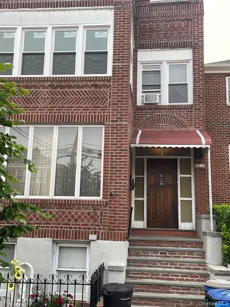 2010 Hobart AVE, Bronx, NY 10461