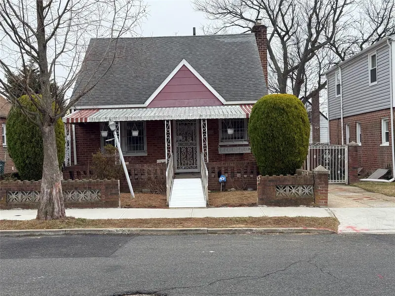 120-47 228 ST, Cambria Heights, NY 11411