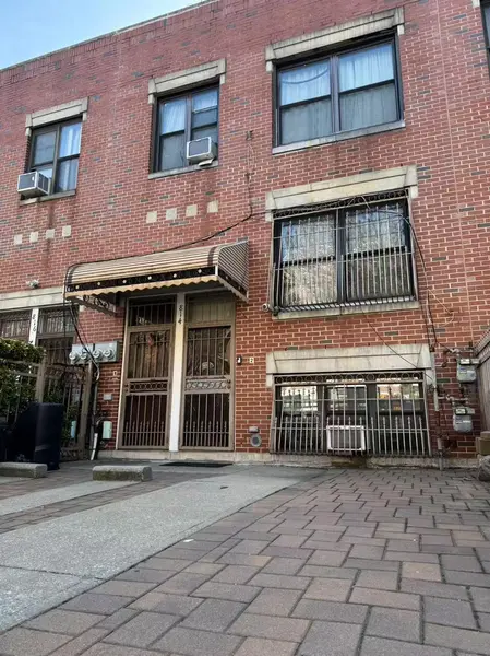 814 Fox ST, Bronx, NY 10459