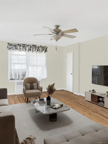 35-31 205 Street #302, Bayside, NY 11360