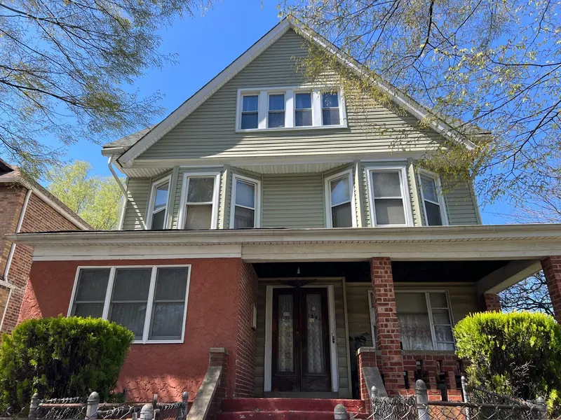 1006 E 31st ST, Brooklyn, NY 11210