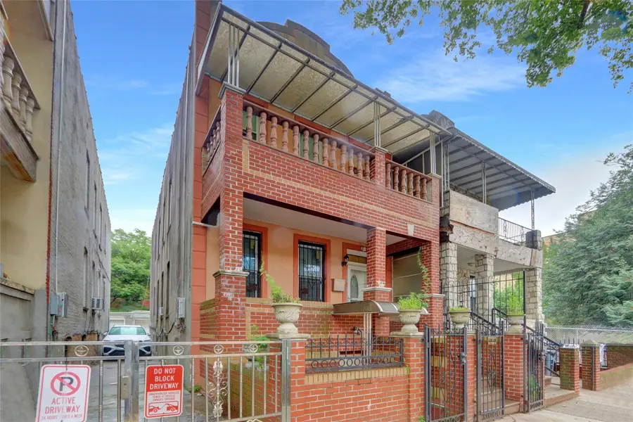 31 Tapscott ST, Brooklyn, NY 11212