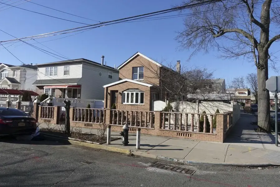 12902 145th ST, Jamaica, NY 11436