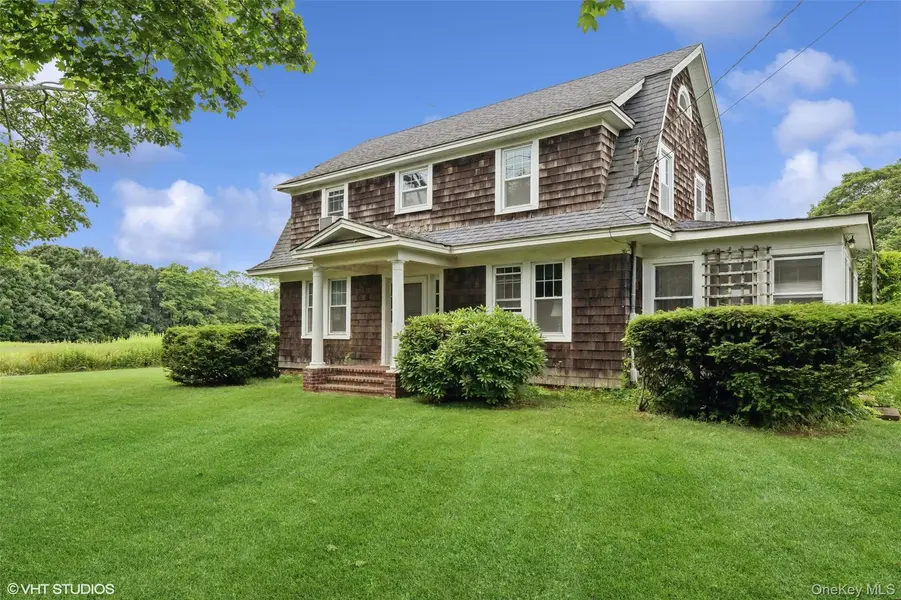 4900 Depot LN, Cutchogue, NY 11935