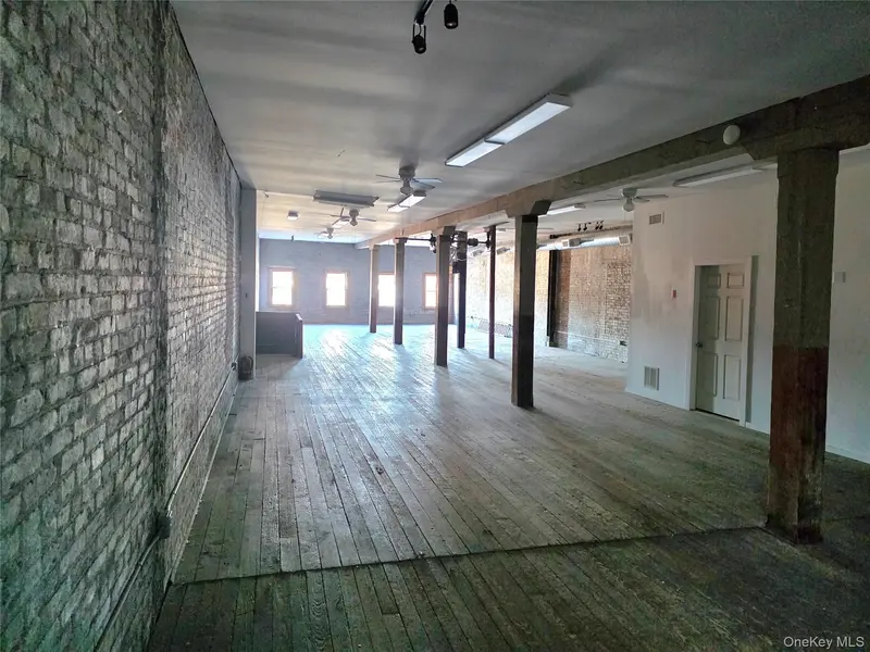 119 Broadway, Newburgh, NY 12550