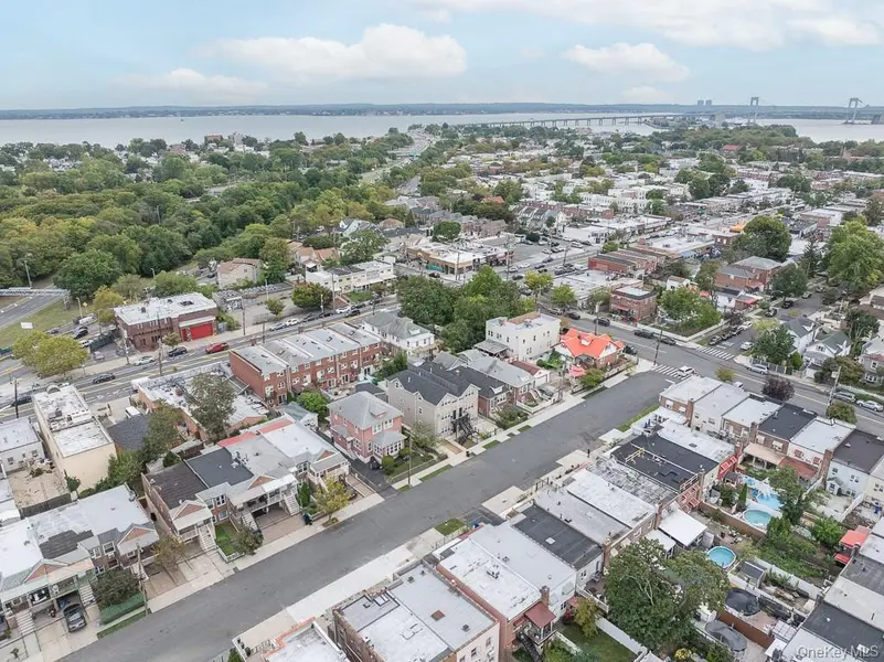 416 Revere AVE, Bronx, NY 10465