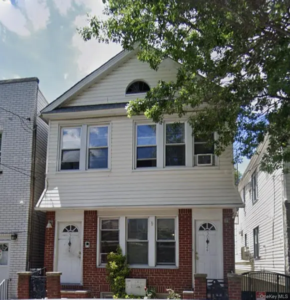 5024 39th PL, Sunnyside, NY 11104