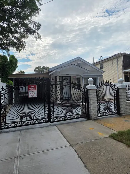 11620 145th ST, Jamaica, NY 11436