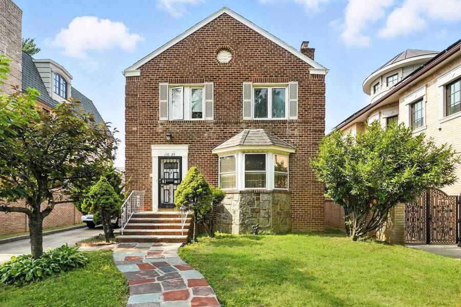 110-39 67 DR, Forest Hills, NY 11375