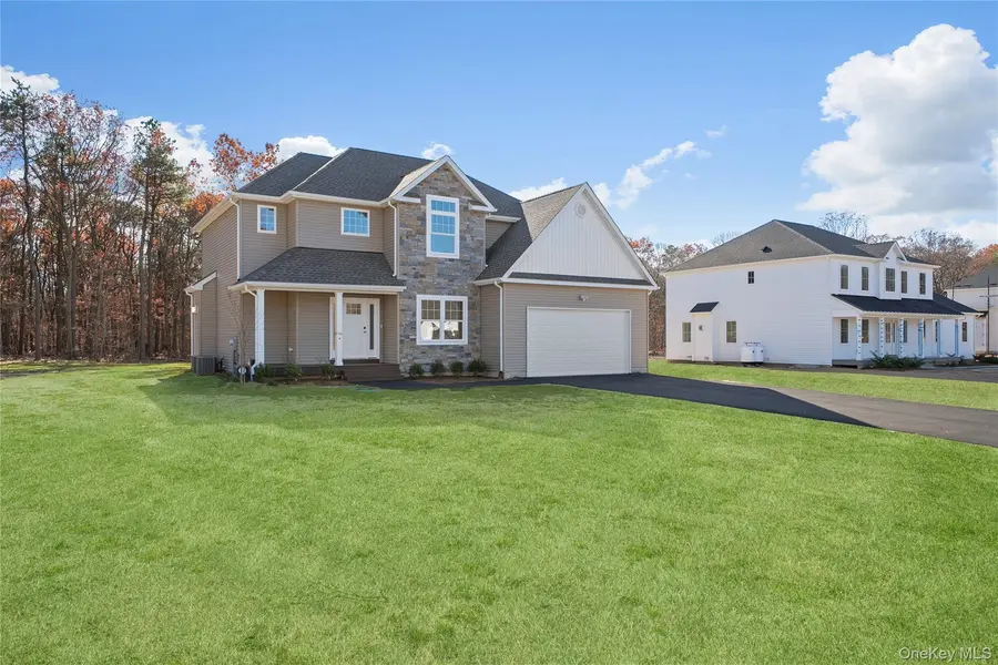 2 Fourth AVE, Centereach, NY 11720