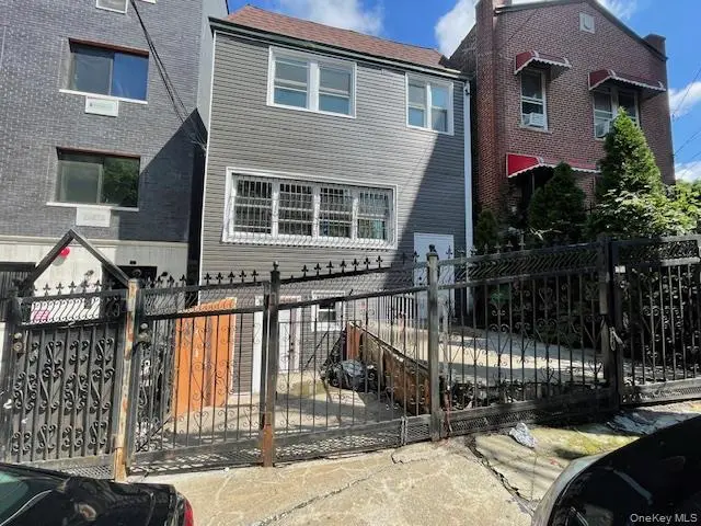 1802 Palisade PL, Bronx, NY 10453