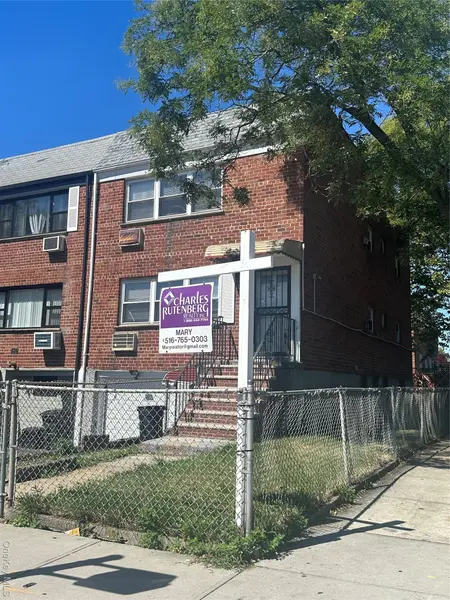 11702 227th ST, Cambria Heights, NY 11411