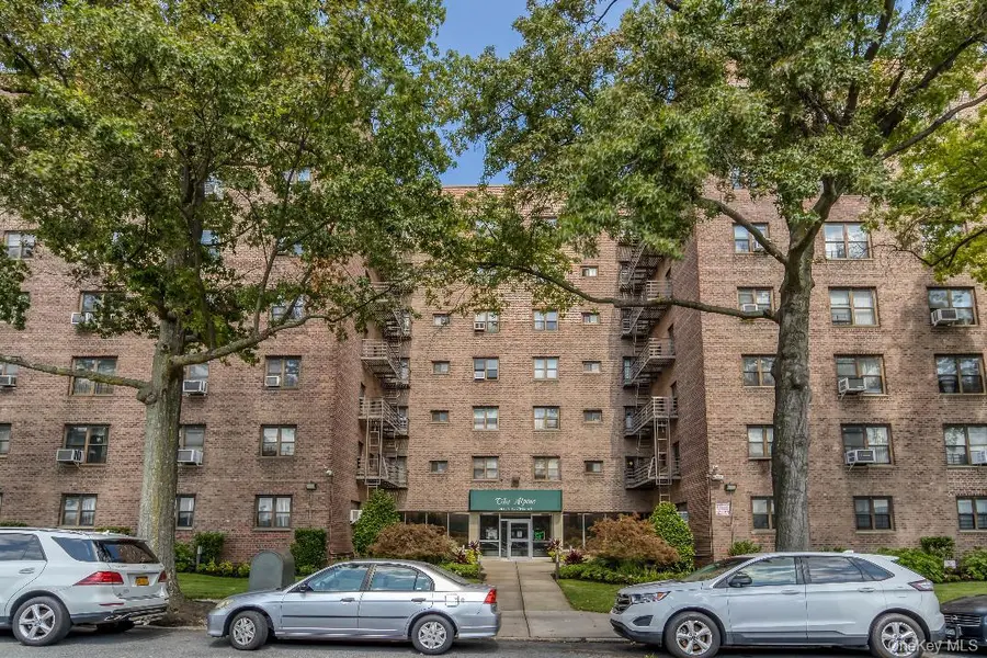 204-15 Foothill AVE #B77, Hollis, NY 11423