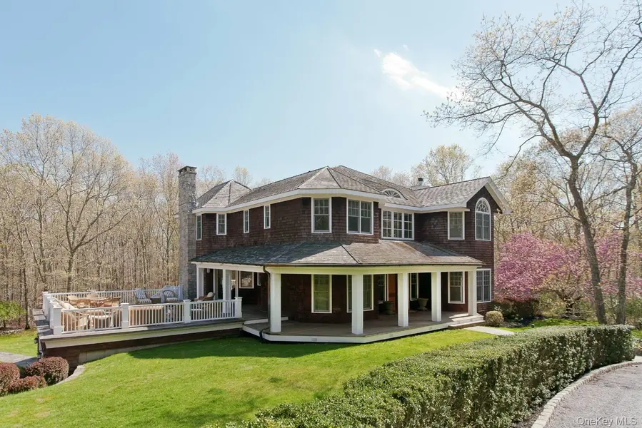 1477 Deerfield RD, Water Mill, NY 11976