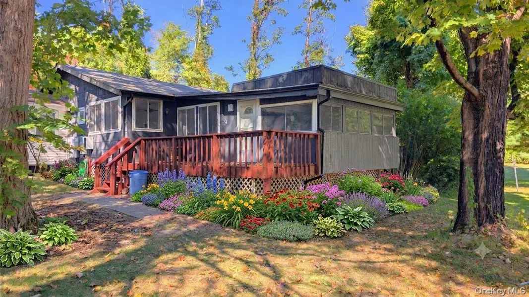 191 SYLVAN LAKE RD #30, Hopewell Junction, NY 12533